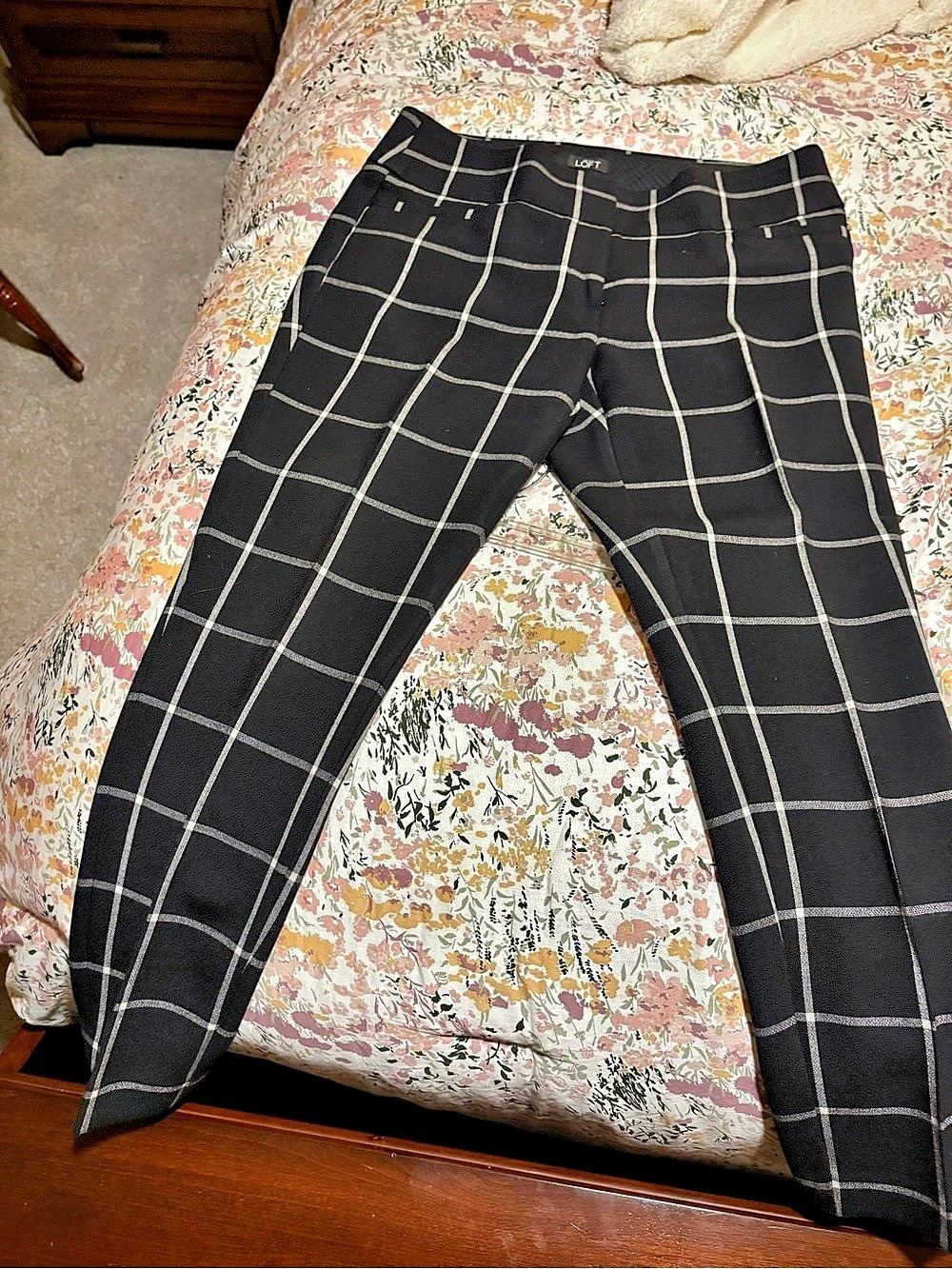 LOFT Checkered Straight-Leg Pants in Black & Gray